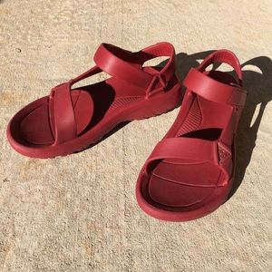 Teva Hurricane Drift Sandals